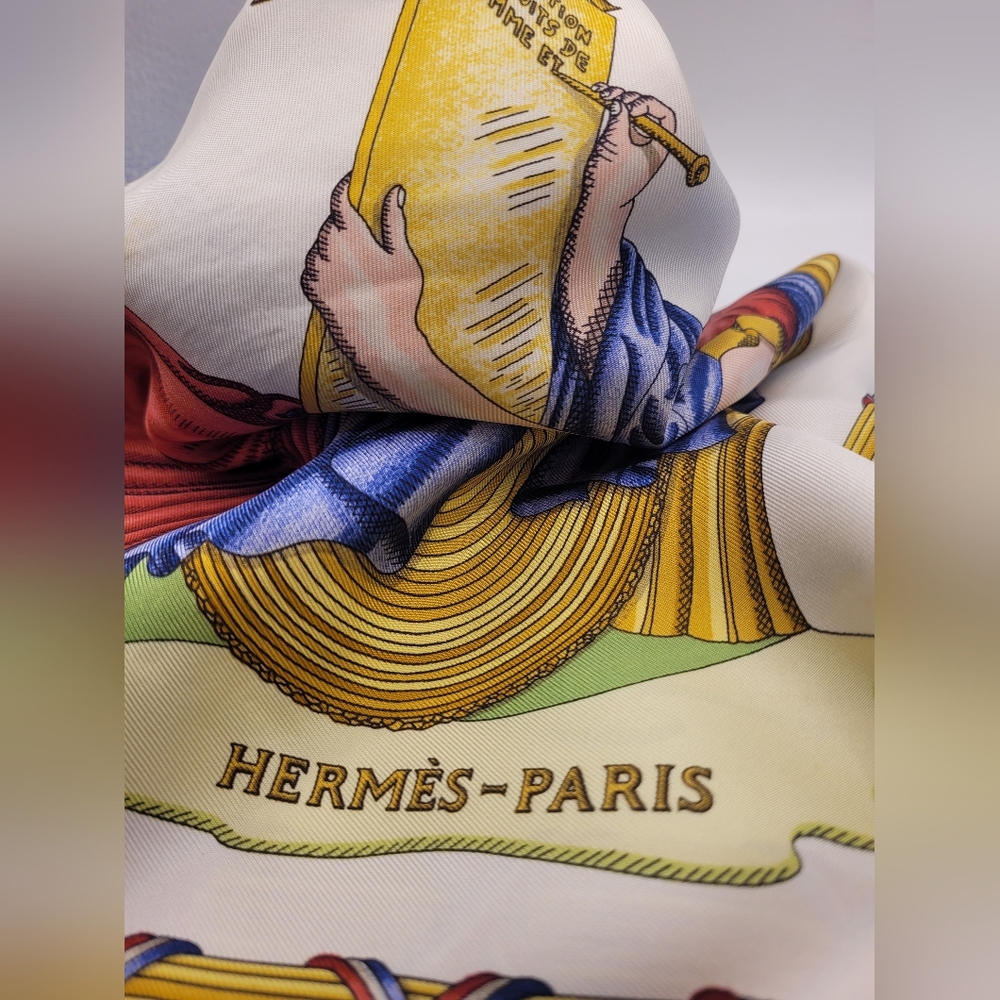 Sold.Vintage HERMES 90 LIBERTE EGALITE FRATERNITE REPUBLIQUE FRANCAISE Scarf - Picture 5 of 5